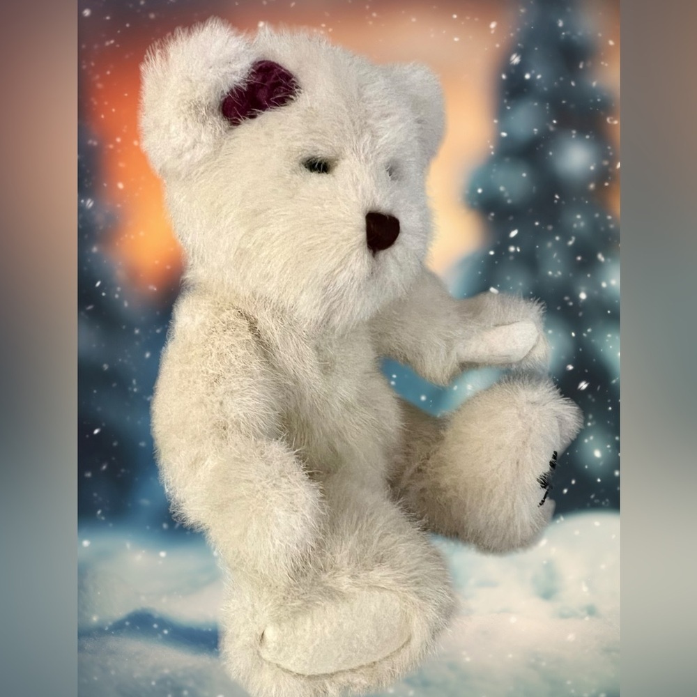 Vintage Boyd Bear Winter/Christmas Collection - Picture 6 of 15
